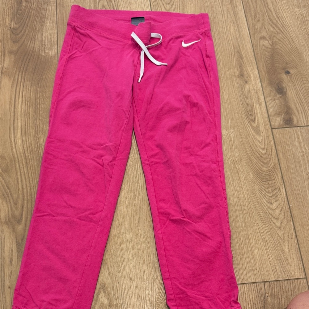 Nike Fuchsia Skinny Joggers